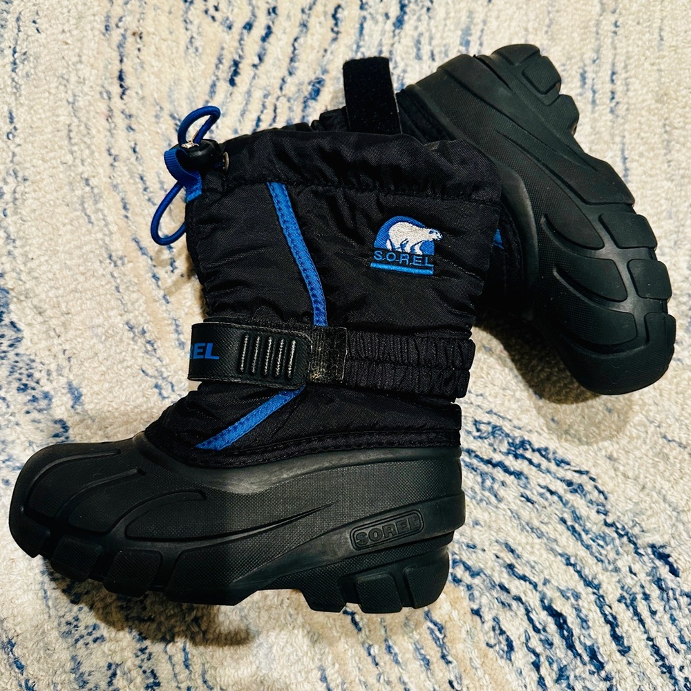 SOREL kids Unisex Snow Boot Size 10